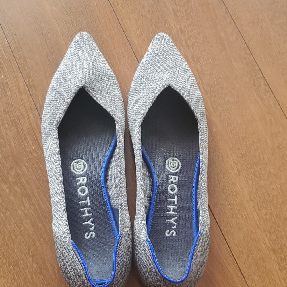 7.5 Rothys
